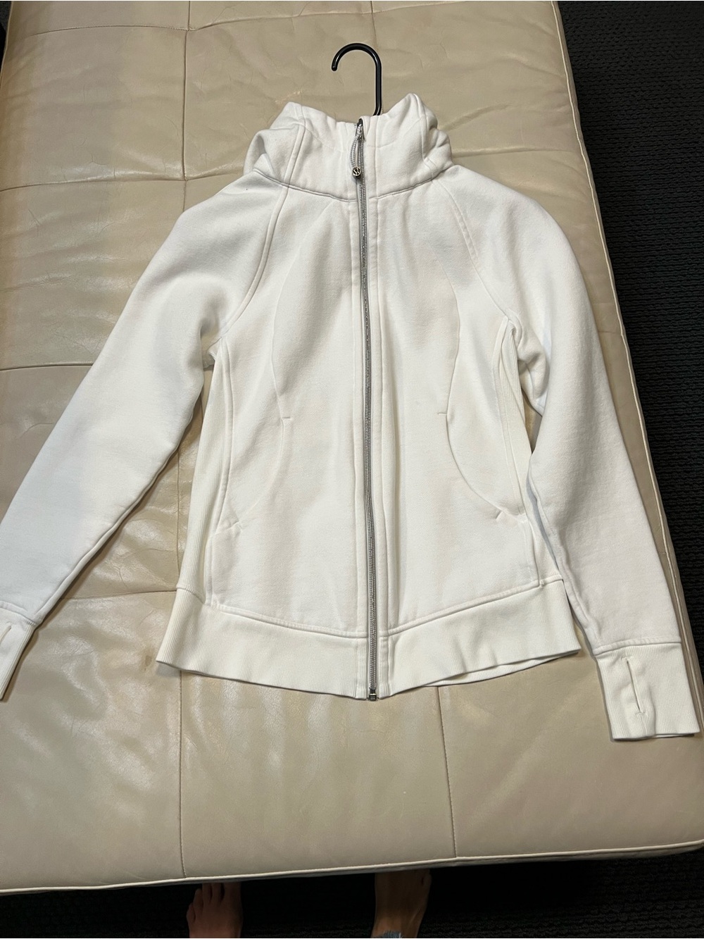 White lululemon hoodie